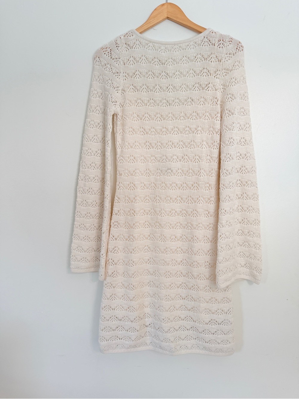 NWT Abercrombie & Fitch Crochet Lace Knit Long-Sleeve Midi Dress Cream Sz LT - Picture 5 of 11